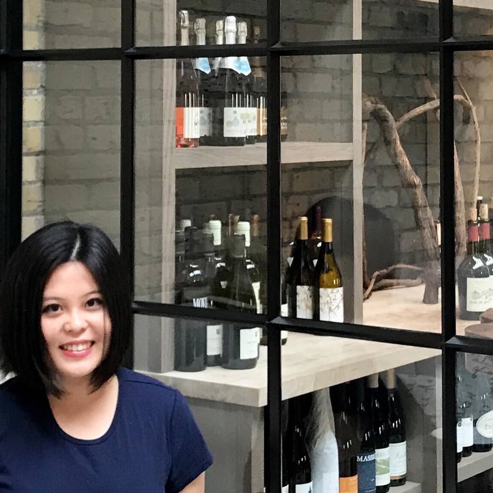 Meet your Posher, Dana